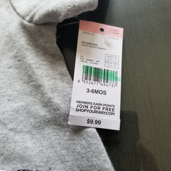 Baby Romper, Onesie & Blanket - Picture 5 of 6